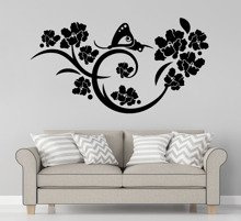 Naklejka na ścianę Motyl wśród kwiatów