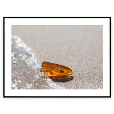 Plakat - Bursztyn na plaży