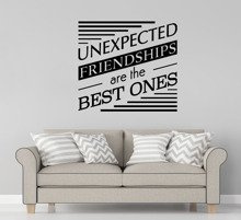 Naklejka na ścianę Unexpected Friendships