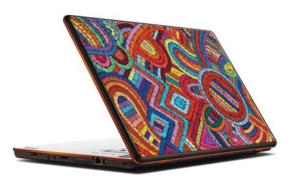 Naklejka na laptopa - Kolorowa wyszywanka 0314